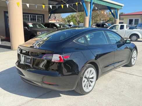 Used 2023 Tesla Model 3 Standard Range image 5