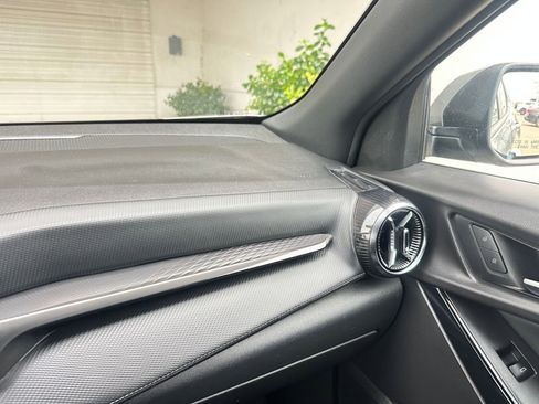 Used 2025 Chevrolet Equinox LT image 35