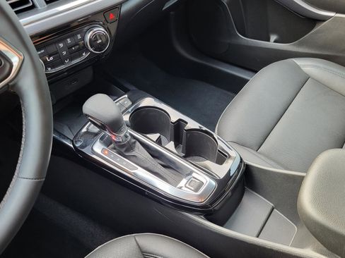 Used 2025 Chevrolet Trax ACTIV w/ Sunroof Package image 30