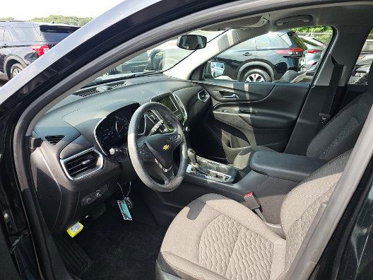 Used 2019 Chevrolet Equinox LT w/ LPO, Floor Liner Package AWD/4WD image 7