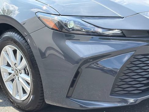 Used 2025 Toyota Camry LE FWD image 8