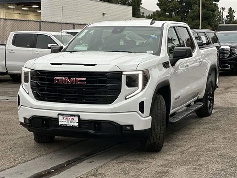 New 2026 GMC Sierra 1500 Elevation image 6