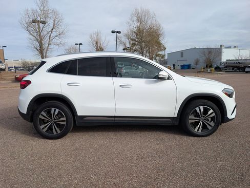 Used 2024 Mercedes-Benz GLA 250 4MATIC image 4