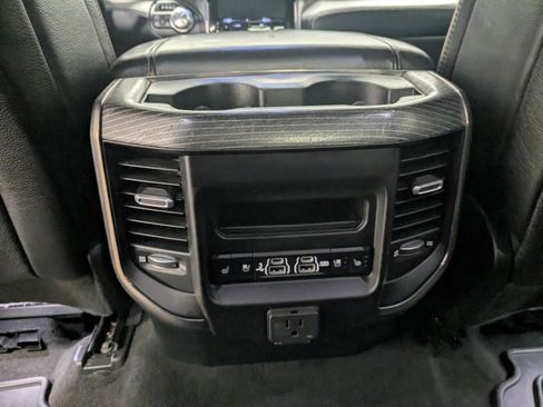 Used 2019 RAM 1500 Limited image 32