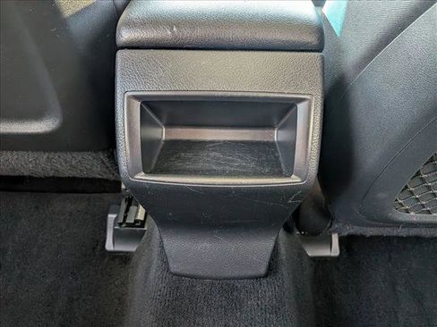 Used 2011 Subaru Outback 2.5i Premium image 16