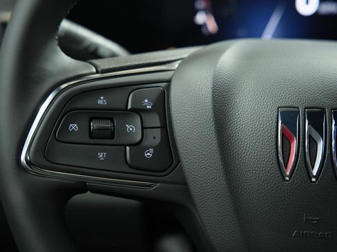 New 2026 Buick Envista Sport Touring FWD image 31