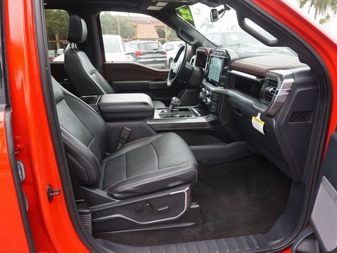 Used 2022 Ford F150 Lariat image 3