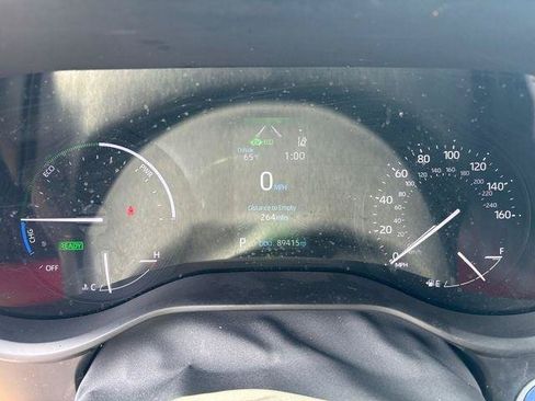 Used 2021 Toyota Sienna XSE FWD image 15