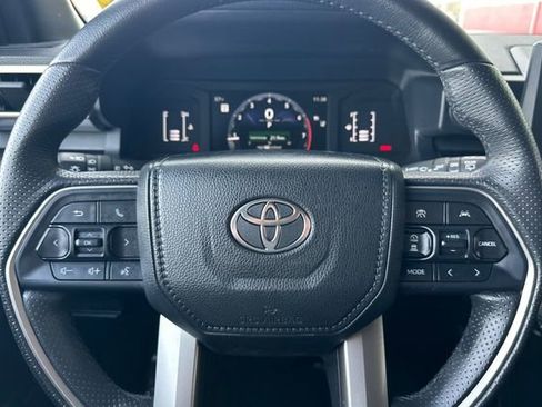 Certified 2025 Toyota 4Runner SR5 image 29