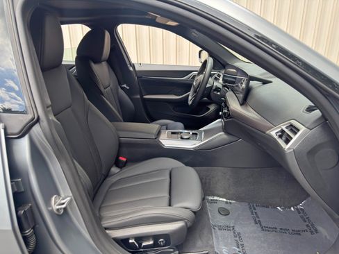 Used 2025 BMW i4 eDrive40 w/ M Sport Package RWD image 13
