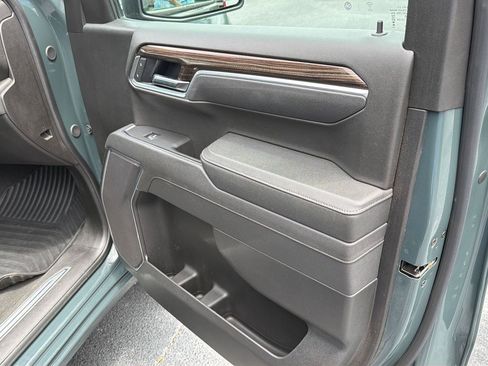 Certified 2025 Chevrolet Silverado 1500 LT AWD/4WD image 14