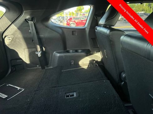 Used 2022 Toyota Highlander XSE FWD image 6