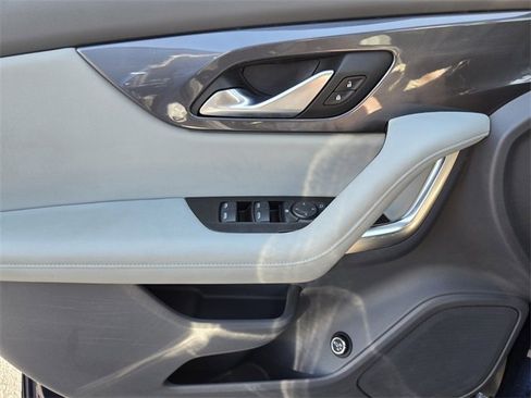 Used 2022 Chevrolet Blazer LT image 29