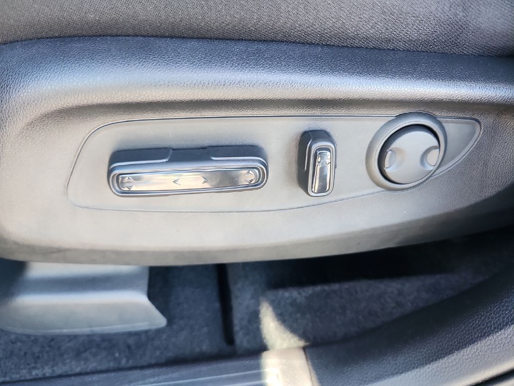 Used 2025 Honda CR-V EX image 26