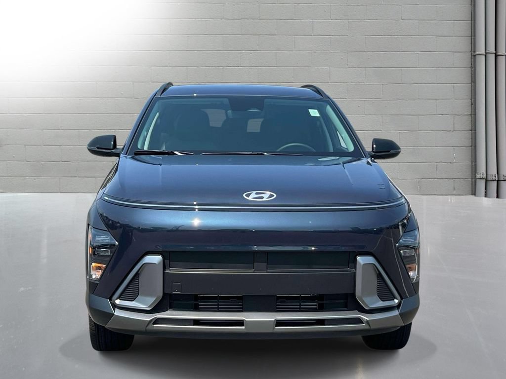Used 2026 Hyundai Kona SEL Premium AWD/4WD image 2