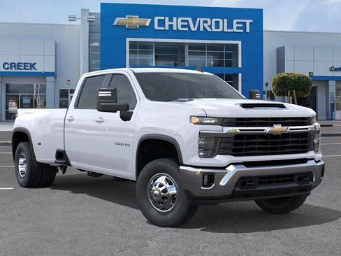 New 2026 Chevrolet Silverado 3500 LT w/ Convenience Package AWD/4WD image 1