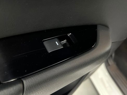 Used 2025 MAZDA CX-5 AWD 2.5 S w/ Preferred Package image 17