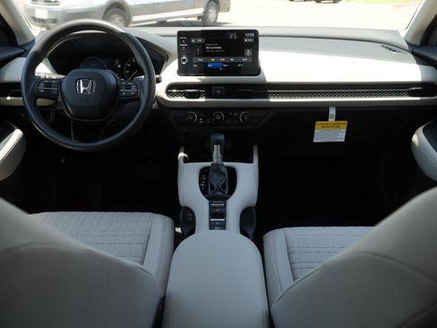 New 2027 Honda HR-V LX image 19