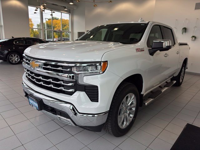 Certified 2024 Chevrolet Silverado 1500 LTZ AWD/4WD image 31
