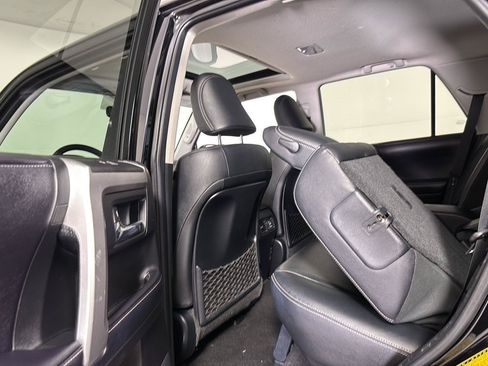 Used 2019 Toyota 4Runner Limited AWD/4WD image 26