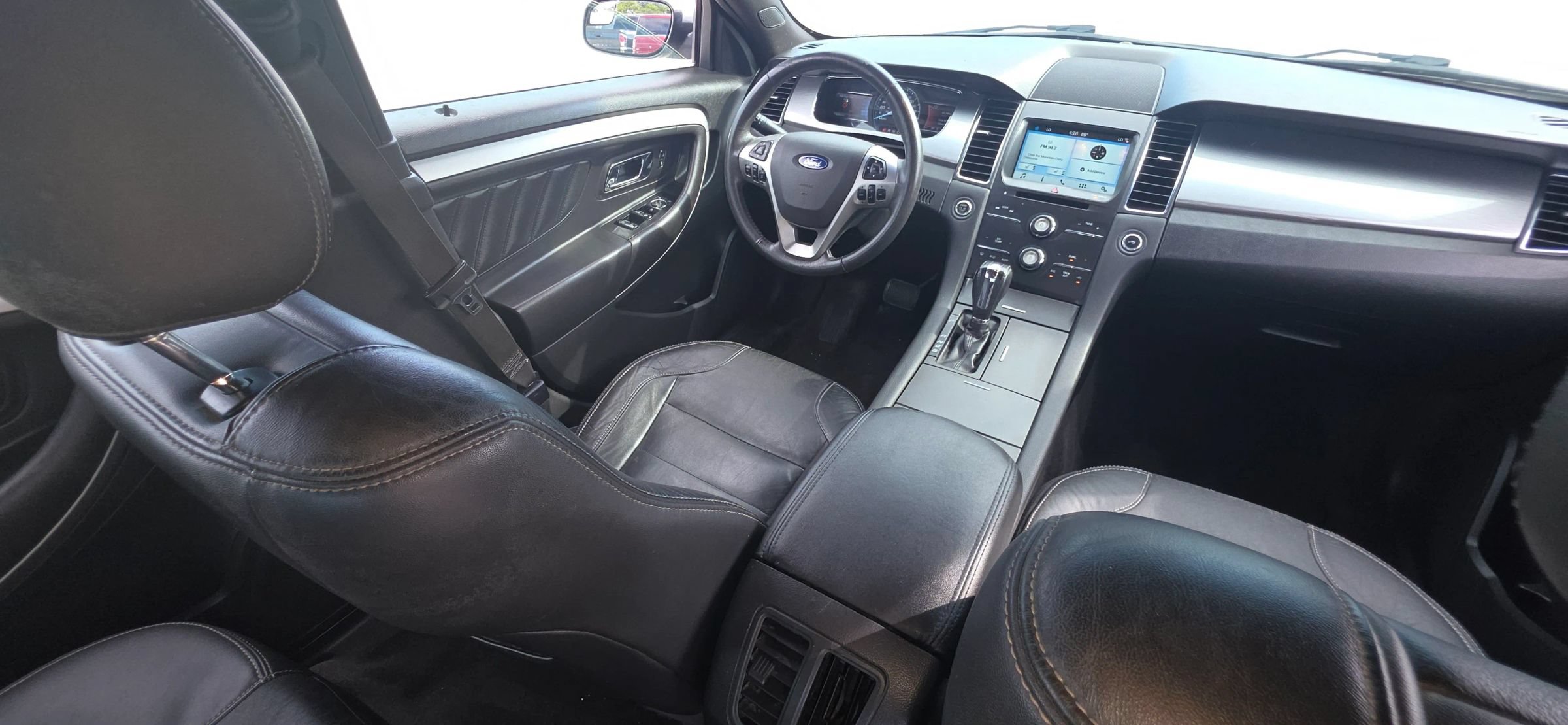 Used 2017 Ford Taurus SEL w/ Equipment Group 201A AWD/4WD image 12