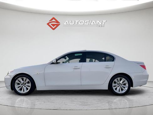 Used 2004 BMW 545i Sedan RWD image 3
