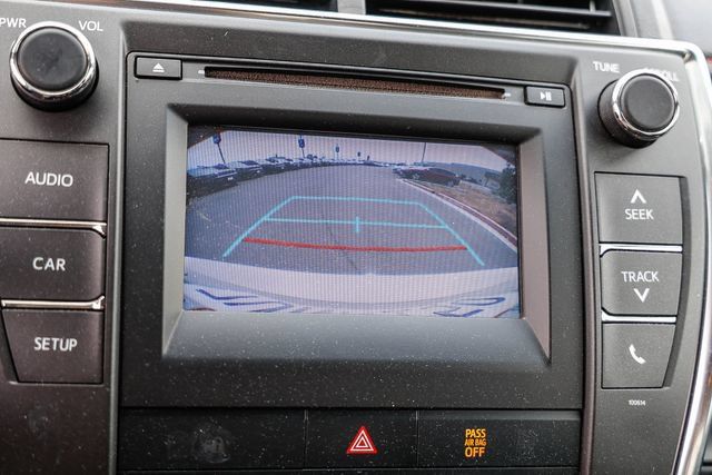 Used 2017 Toyota Camry SE FWD image 19
