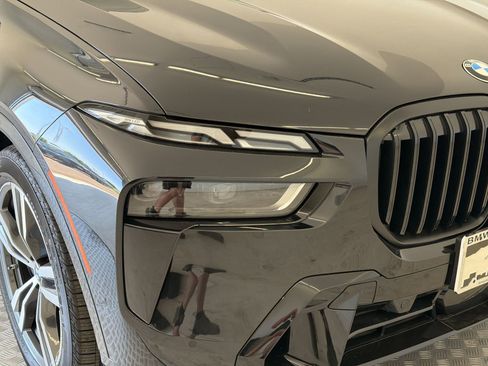 Used 2026 BMW X7 xDrive40i w/ M Sport Package AWD/4WD image 12