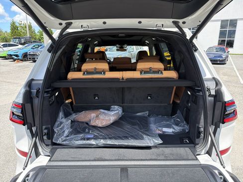 New 2027 BMW X7 xDrive40i w/ Executive Package AWD/4WD image 12
