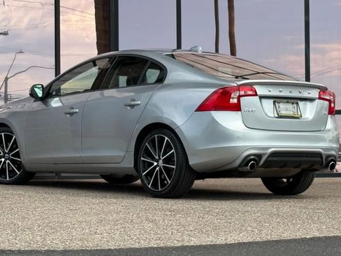 Used 2017 Volvo S60 T5 Dynamic w/ Vision Package image 8