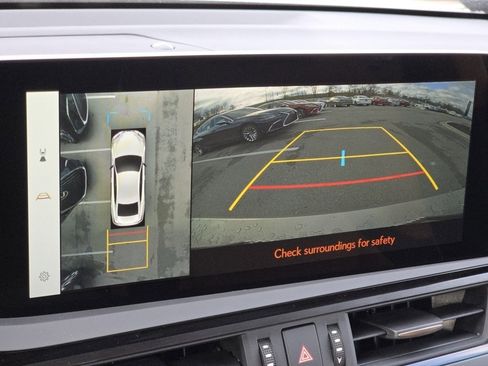 New 2025 Lexus ES 350 Ultra Luxury image 12