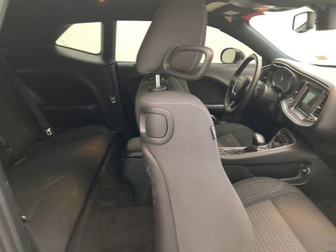 Used 2018 Dodge Challenger SXT RWD image 19