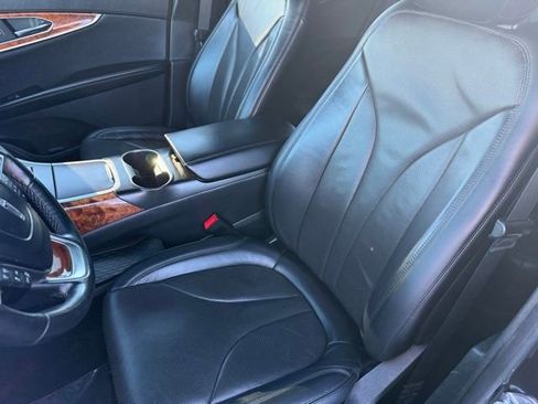 Used 2020 Lincoln Nautilus Reserve w/ Equipment Group 201A image 18