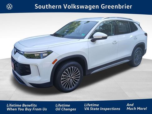 New 2025 Volkswagen Tiguan S image 1