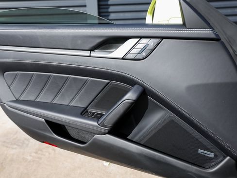 Certified 2025 Porsche 911 Carrera image 24