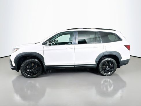 Used 2022 Honda Pilot TrailSport image 4