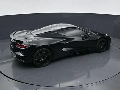 Used 2023 Chevrolet Corvette Stingray Coupe w/ Z51 Performance Package RWD image 29