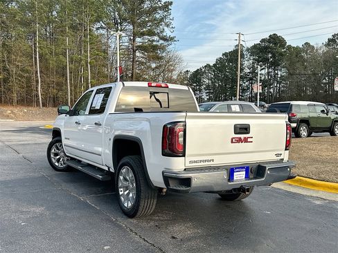 Used 2018 GMC Sierra 1500 SLT image 6