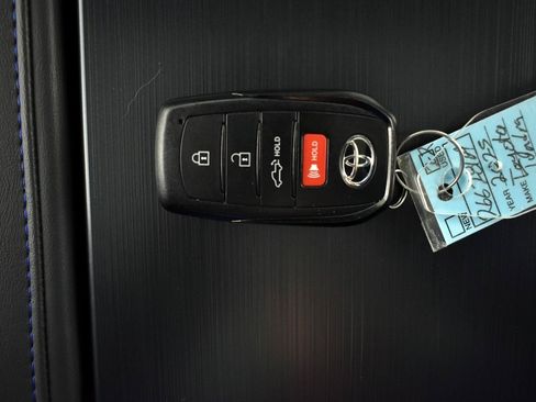 Certified 2025 Toyota Tundra Platinum image 41