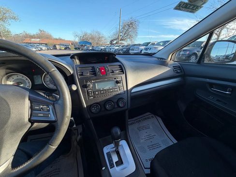 Used 2012 Subaru Impreza 2.0i Premium image 11