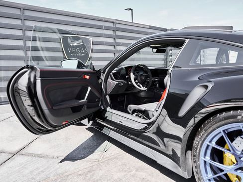 Used 2024 Porsche 911 GT3 RS RWD image 31