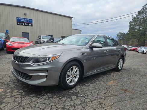 Used 2016 Kia Optima LX image 2