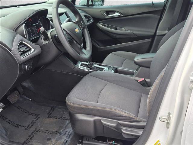 Used 2019 Chevrolet Cruze LS w/ LS Convenience Package FWD image 17