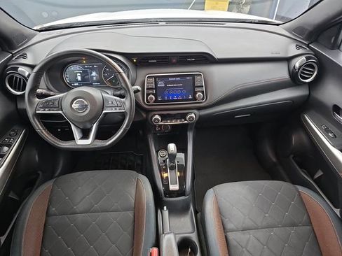 Used 2020 Nissan Kicks SR FWD image 21