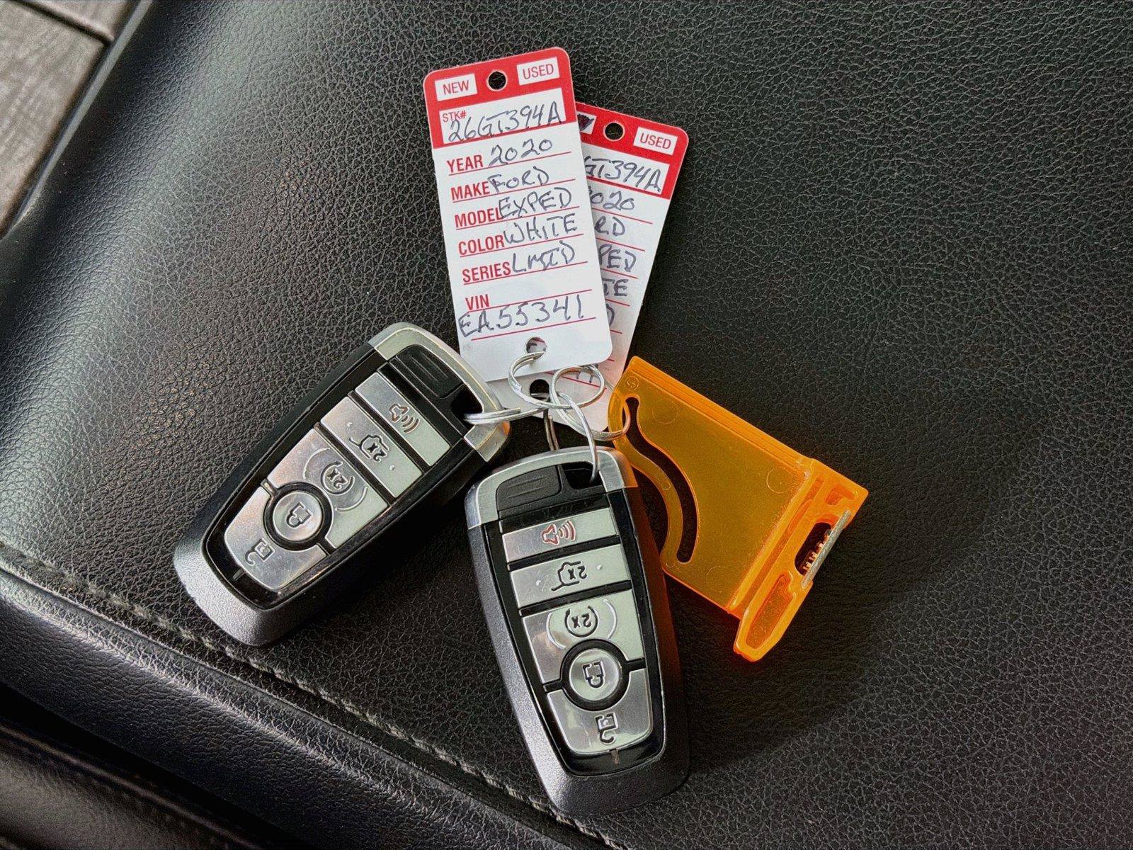 Used 2020 Ford Expedition Limited w/ Equipment Group 302A AWD/4WD image 5