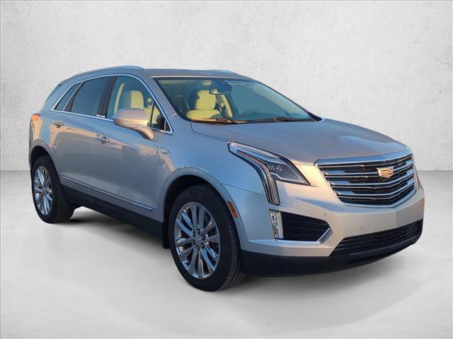 Used 2019 Cadillac XT5 Premium Luxury FWD image 3