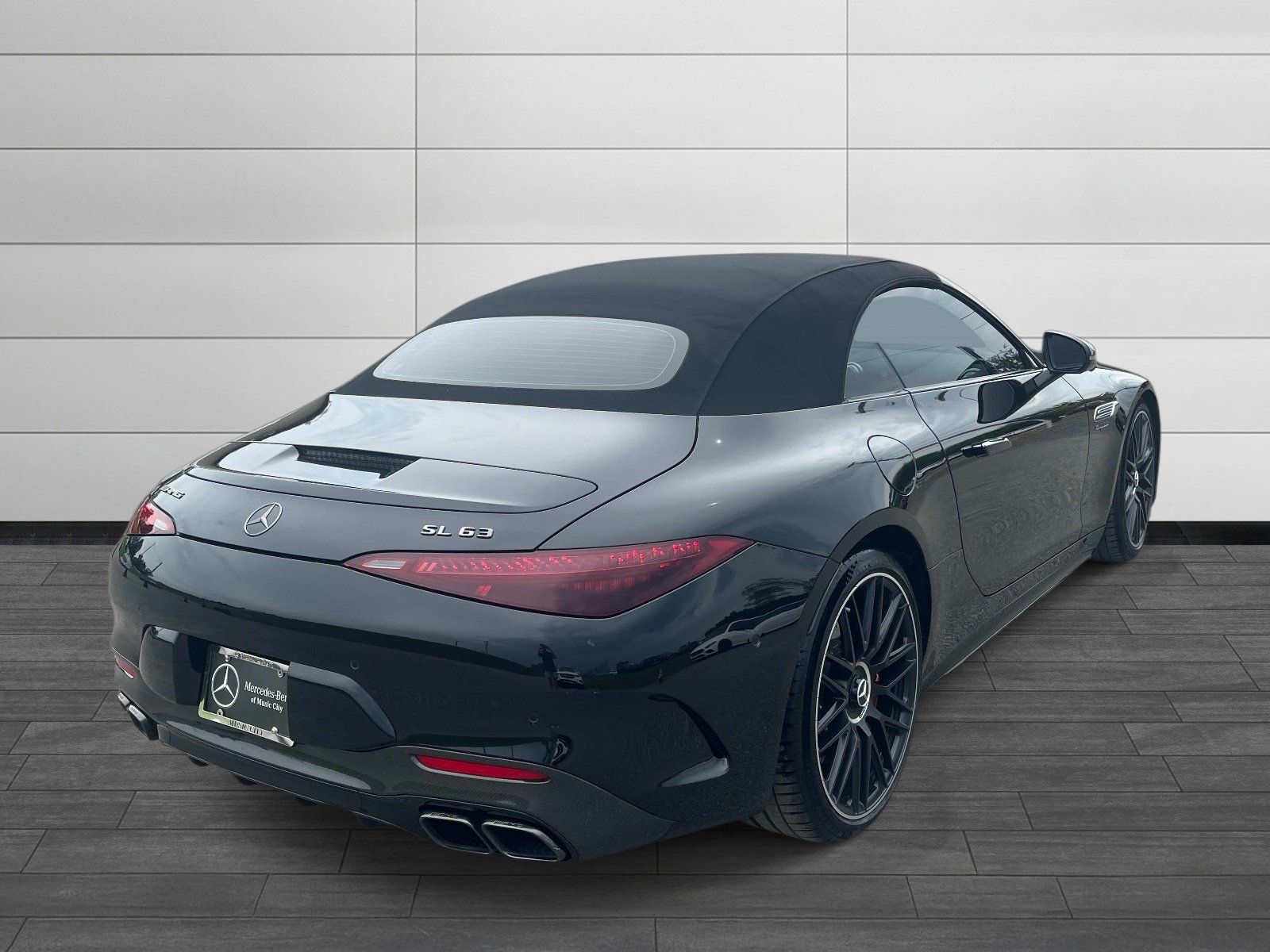 Certified 2022 Mercedes-Benz SL 63 AMG 4MATIC image 3