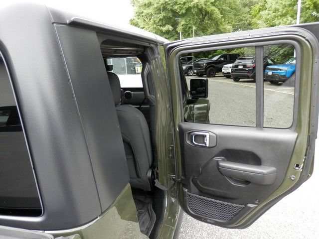 Used 2023 Jeep Gladiator Sport AWD/4WD image 35