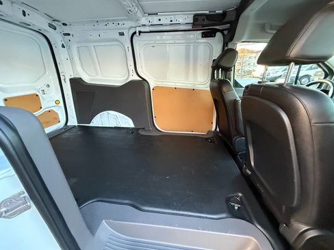 Used 2020 Ford Transit Connect XL image 31