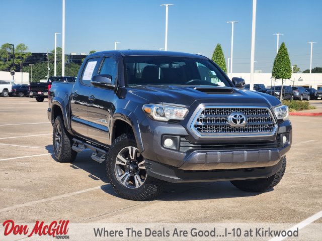 Certified 2017 Toyota Tacoma TRD Sport w/ Tow Package RWD image 1